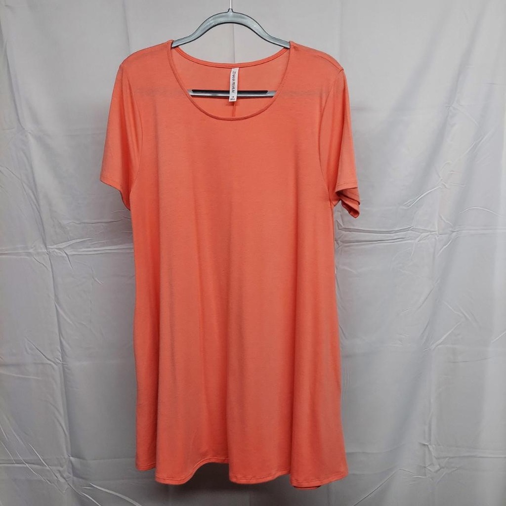 NWOT. Peachy colored long tee/dress. 1X.